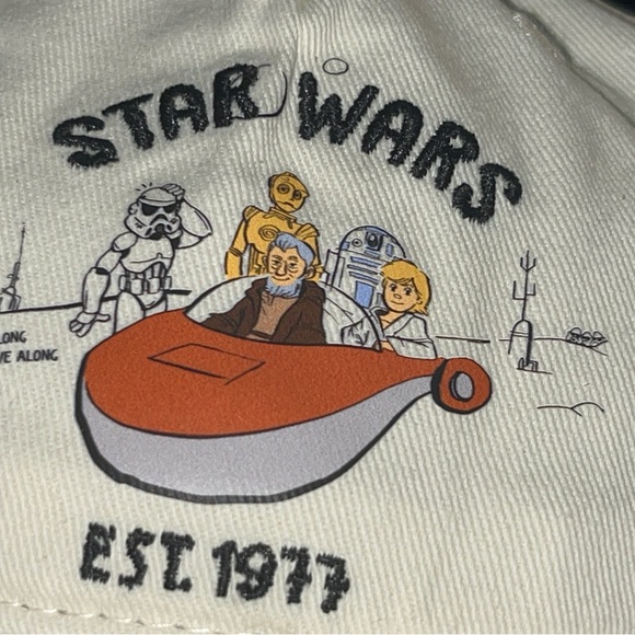 Star Wars characters R2-D2 and C-3PO in a stylized, cartoon screen art design ha - Picture 2 of 6